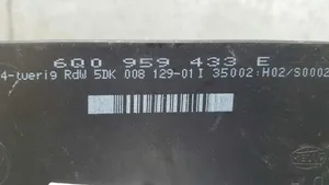 Seat Ibiza III (6L) Oven keskuslukituksen ohjausyksikön moduuli 6Q0959433E