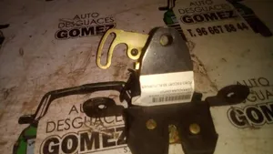 Ford Escort Fissaggio gancio/anello 7219141