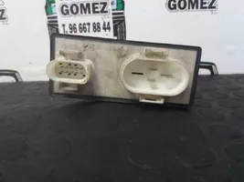 Volkswagen Golf III Przekaźnik / Modul układu ogrzewania wstępnego 357919506A