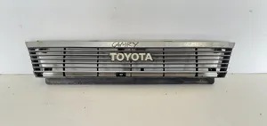 Toyota Camry Etusäleikkö 5311132080