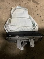 Volkswagen Tiguan Airbag genoux 5TB880841F