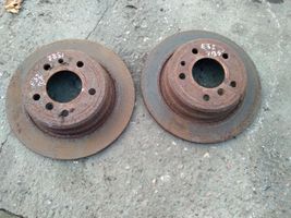 BMW 7 E32 Bremsscheibe hinten 