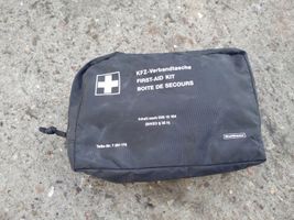 BMW 1 E81 E87 First aid kit 