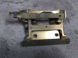 BMW 3 E30 Front door exterior handle/bracket 