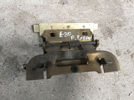 BMW 3 E30 Maniglia esterna/staffa portiera anteriore 