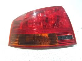 Audi A4 S4 B7 8E 8H Galinio žibinto dangtelis (lizdas) 965083