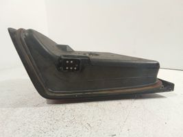 Mercedes-Benz E W124 Galinis žibintas kėbule 1248200264