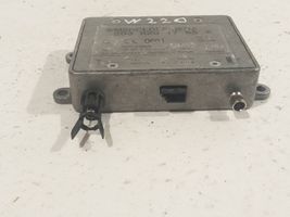 Mercedes-Benz S W220 Antenna control unit 2038201785