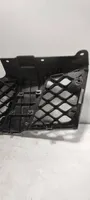 Nissan Navara D40 Grille calandre supérieure de pare-chocs avant 310EB400