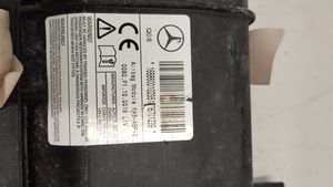 Mercedes-Benz GL X166 Airbag per le ginocchia A16686001023