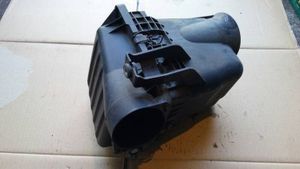 Chrysler 300 - 300C Scatola del filtro dell’aria 05281522AB