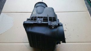 Chrysler 300 - 300C Scatola del filtro dell’aria 05281522AB