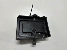 Ford Explorer Boîte de batterie AC131011723AE