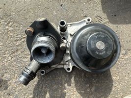 BMW 3 F30 F35 F31 Pompe de circulation d'eau B13722