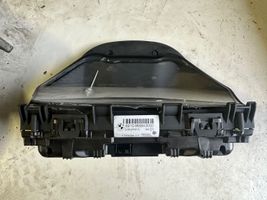 BMW 2 F45 Spidometrs (instrumentu panelī) 9295445