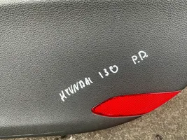 Hyundai i30 Обшивка передней двери 