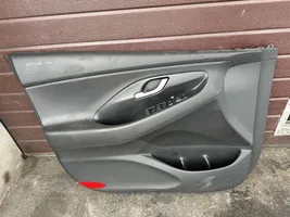 Hyundai i30 Etuoven verhoilu 