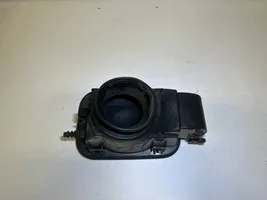 BMW 5 E60 E61 Bouchon, volet de trappe de réservoir à carburant 7183712