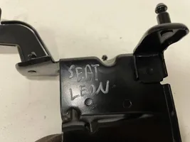 Seat Leon (5F) Uchwyt / Mocowanie pompy ABS 5Q1614235