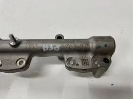 BMW 2 F45 Kraftstoffverteiler Einspritzleiste Verteilerrohr 7639975