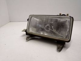 Audi 80 90 B2 Lampa przednia 24509R7