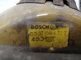 Audi 80 90 B2 Lampa przednia 0301064122