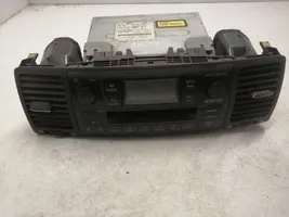 Toyota Corolla E120 E130 Radio / CD/DVD atskaņotājs / navigācija 861201A180