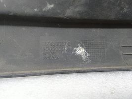 Volvo V70 Etupuskurin jakajan koristelista 08693593