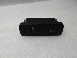 Volvo XC60 Tailgate opening switch 31443873