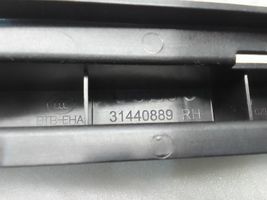 Volvo XC40 Altro elemento di rivestimento bagagliaio/baule 31440889