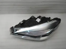 BMW 2 F46 Lampa przednia 0301290231