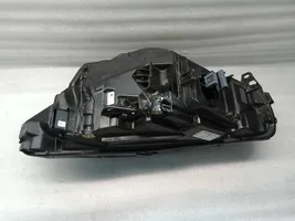 Volvo XC40 Headlight/headlamp 32133832