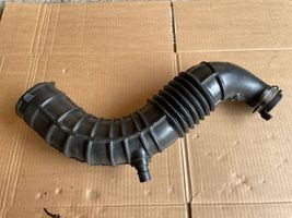 Nissan Qashqai Manguera/tubo del intercooler 8200500384