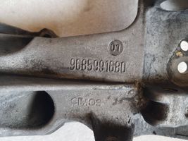 Peugeot 5008 Support de générateur / alternateur 9685991680