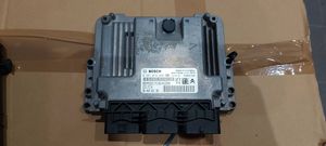 Peugeot 208 Motorsteuergerät ECU 9806002180