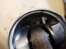 Audi A3 S3 8P Piston avec bielle 03LA