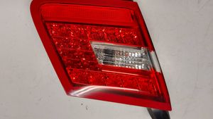 Mercedes-Benz E C207 W207 Lampy tylnej klapy bagażnika A2078200364