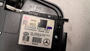 Mercedes-Benz CLK A209 C209 Illuminazione sedili anteriori A2038208201