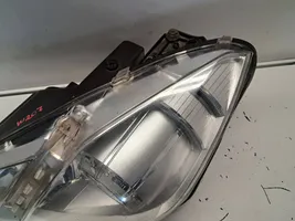 Mercedes-Benz E A207 Lampa przednia A2078200159