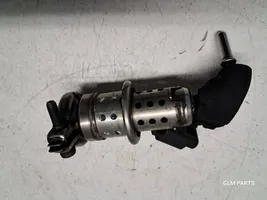 Citroen C4 Grand Picasso Injecteur de carburant 9802763880