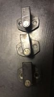 BMW 5 E34 Front door lock loop/hook striker 8122299