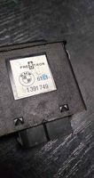 BMW 5 E34 Bouton de dégivrage pare-brise 1391749