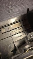 BMW 3 E36 Sisälämmityksen ilmastoinnin korin kotelo 8122463