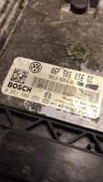 Volkswagen PASSAT B6 Moottorin ohjainlaite/moduuli 06F906056GC