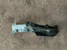 BMW 1 F20 F21 Kita variklio skyriaus detalė 7331242