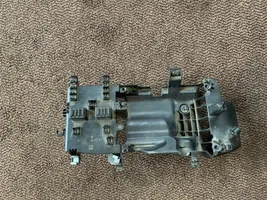 BMW 1 F20 F21 Supporto centralina motore 7608107