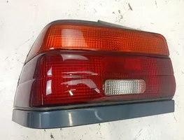 Toyota Corolla E100 Luz trasera/de freno 