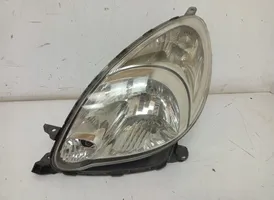 Toyota Yaris Verso Lampa przednia 