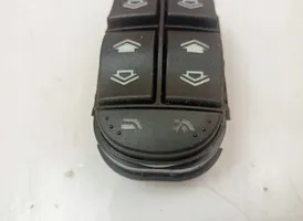 Ford Focus Przełącznik / Przycisk otwierania szyb 