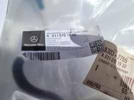 Mercedes-Benz Sprinter W901 W902 W903 W904 Tubo de alimentación del combustible A6110701932